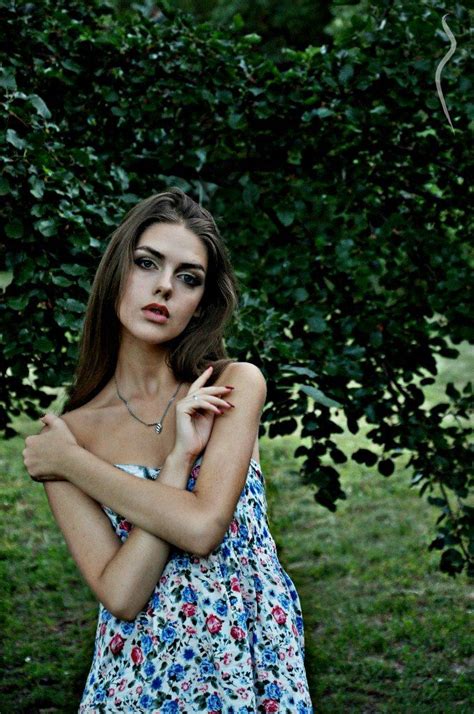 ukrainische models|Category:Ukrainian female models